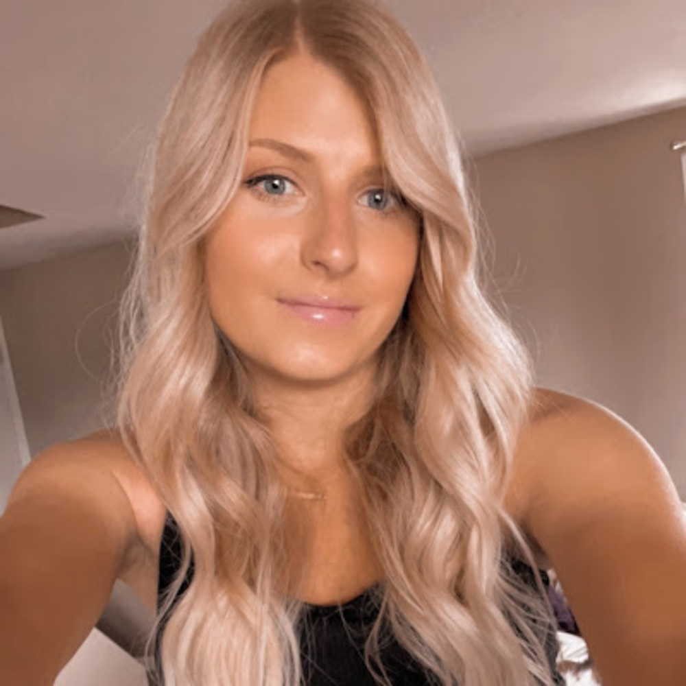 Meet your Posher, Amanda